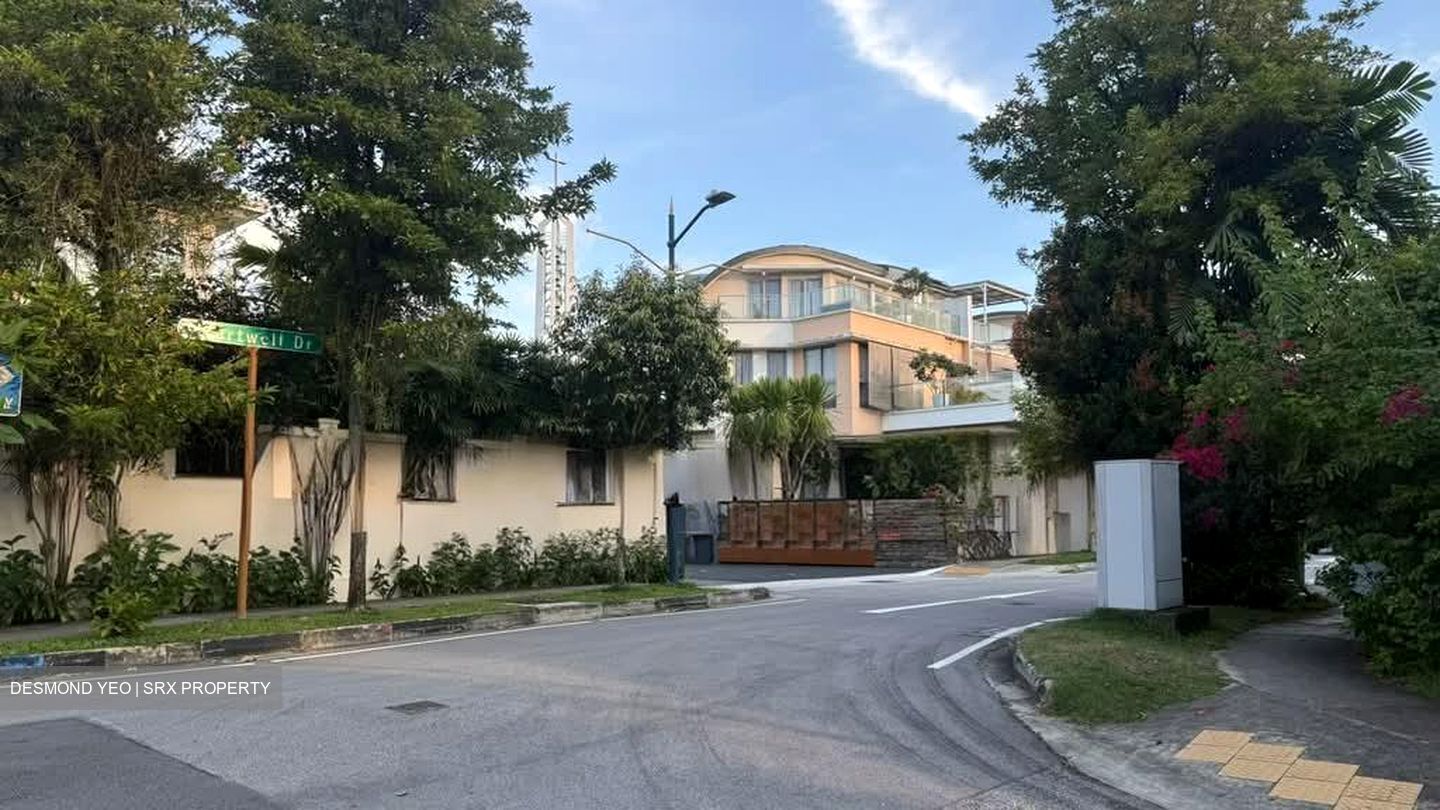 Jalan Pacheli (D19), Semi-Detached #575114201